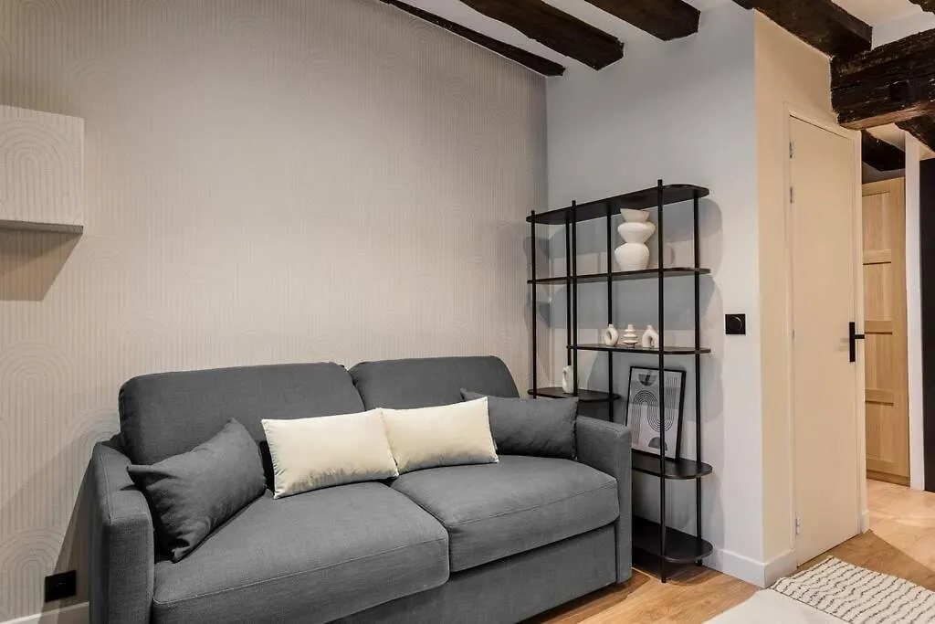 Appartement Typical Parisian In Le Marais#4 Pers Paris