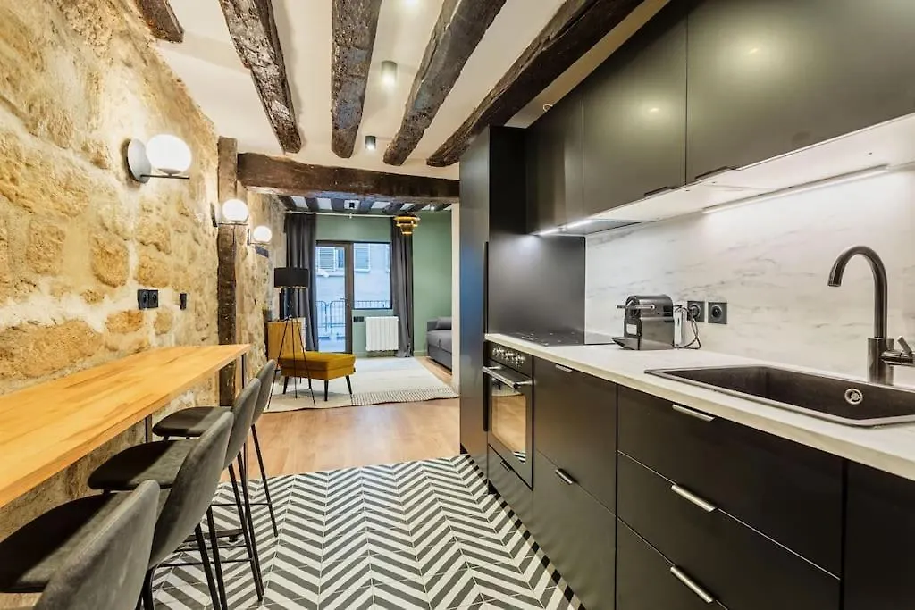 Typical Parisian In Le Marais#4 Pers Appartement Paris